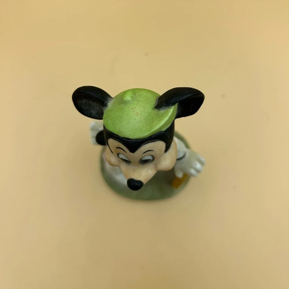 Mickey Mouse Figurine Tennis Porcelain Bisque. - Picture 2 of 5